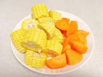 Make Corn carrot bone soup step 1