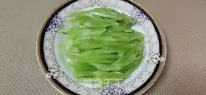 Make Egg silk step 0