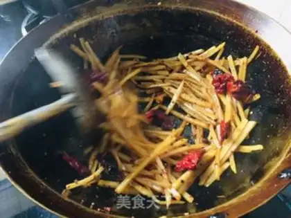 Make Potato curry step 0
