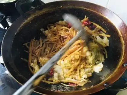 Make Potato curry step 2