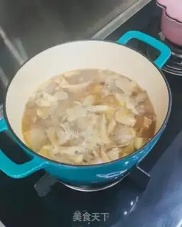 Make Fresh mushroom chicken stew step 13