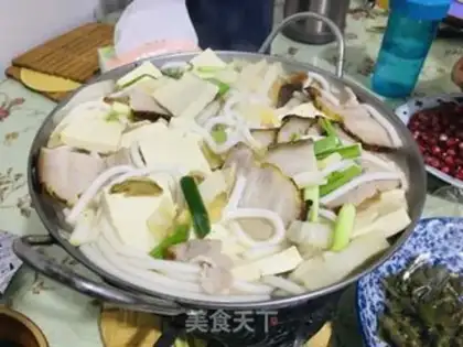 Make Pots of sour sauce step 6