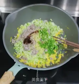 Make Skinny shrimp, squirm step 4