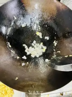 Make Shrimp rice step 2