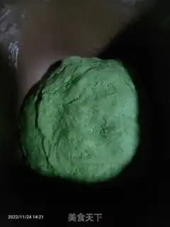 Make Homemade spinach noodles step 4