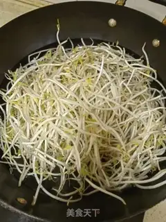 Make The green bean sprouts step 1