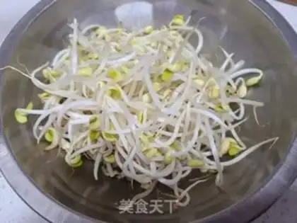 Make Plum noodles step 0