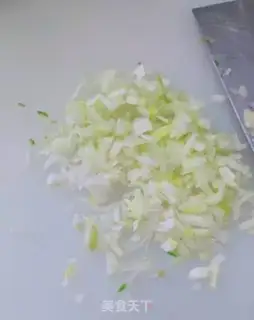 Make Pinky bean buns step 4