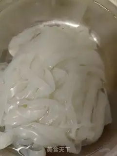 Make Pyramid intestine fried river powder step 0