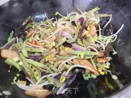 Make Plum noodles step 7