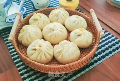 Make Pinky bean buns step 12