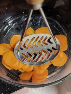 Make Carrot date cake step 0