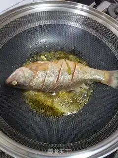 Make Red-hot bass step 1