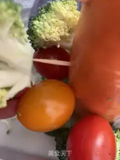 Make A vegetable Christmas tree step 4