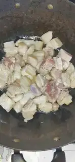 Make Iron-pot pig-bones step 5