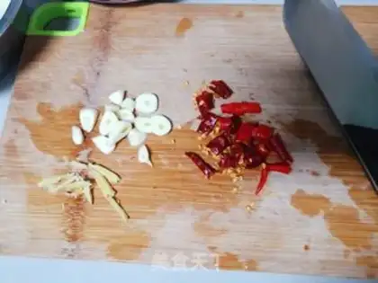 Make A hand tore step 1