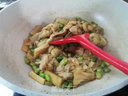 Make The beans burn the leaves step 9