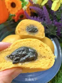 Make A hearty pumpkin bun step 7