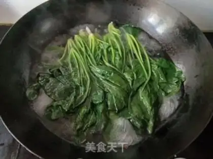 Make Garlic spinach step 2
