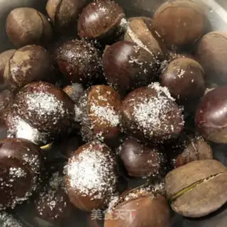 Make Sugar roasted chestnuts step 2