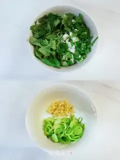 Make Pumpkin noodles step 1