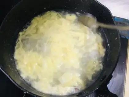 Make ♪ Scrambled eggs soup ♪ step 4