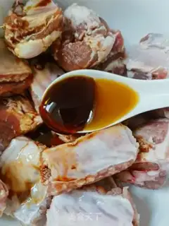 Make Garlic ribs steam potatoes step 2