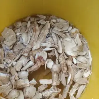 Make Chicken Legs and Fowler Burning Doves step 1