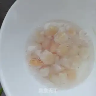 Make Scrambled eggs step 2