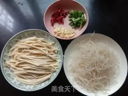 Make Thousands of noodles step 0