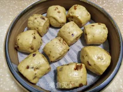 Make Red sugar date walnuts step 9