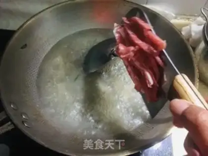 Make Spicy meat soup step 1