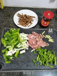 Make Garlic soy sauce step 1