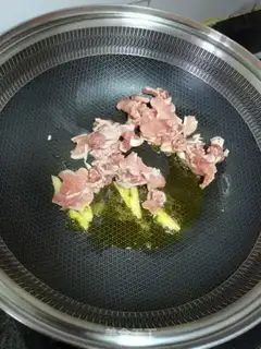 Make Garlic soy sauce step 2