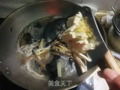 Make Spicy meat soup step 3