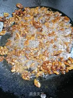 Make Amber walnuts step 8