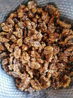 Make Amber walnuts step 11