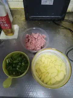 Make Potato chips for ham step 1