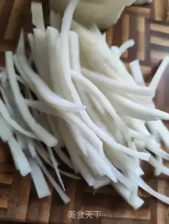 Make radish egg soup step 0