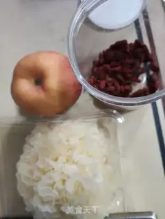 Make Silver-eared apple sugar step 0
