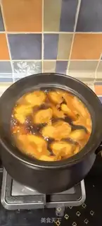 Make Pig-legged ginger an egg step 2