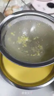 Make Mango towel roll step 7