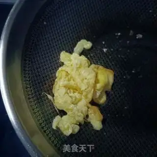 Make Sea cucumbered eggs with wood step 5