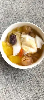 Make Apple date cinnamon egg soup step 4