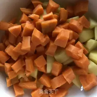 Make Curry potatoes step 0