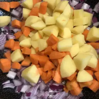 Make Curry potatoes step 4