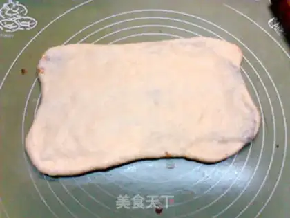 Make Rose-smelt-sugar toast step 16