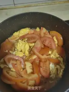 Make Chicken tomato fried eggs step 8