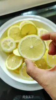 Make Rose lemon tea step 2