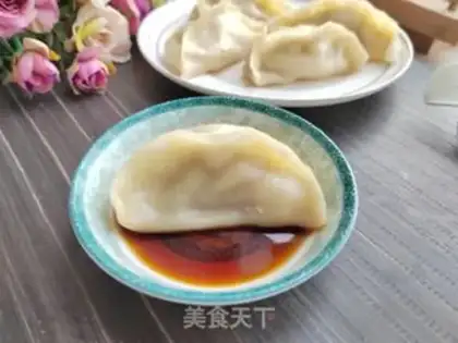 Make Pork dumplings step 4